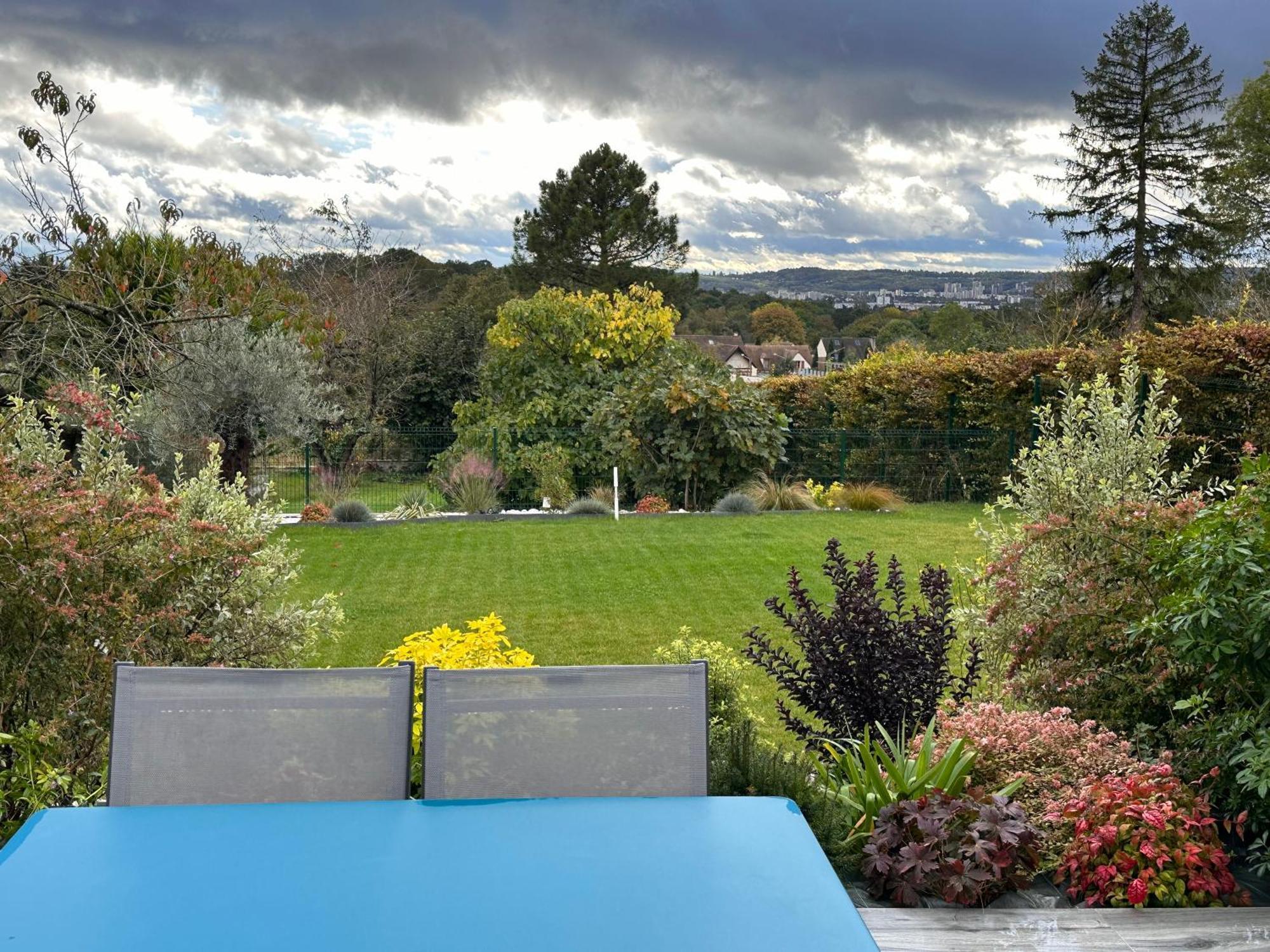 La villa perchée Saint-Prix  Exterior foto